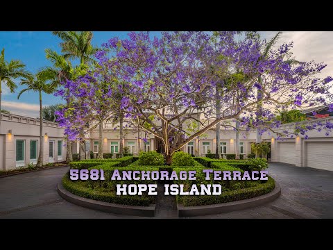 2681 Anchorage Terrace, SANCTUARY COVE || Jacaranda House