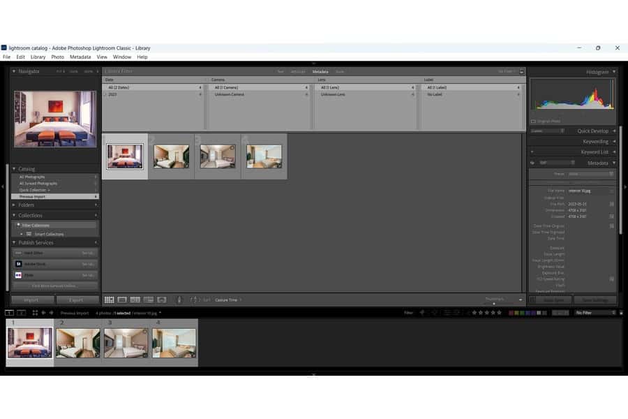 Lightroom の高度なメタデータ検索で、ベッドサイドの XNUMX つの木製引き出しとグレーのランプの近くに白い掛け布団が置かれた木製ベッドの画像のカメラ設定を確認します。